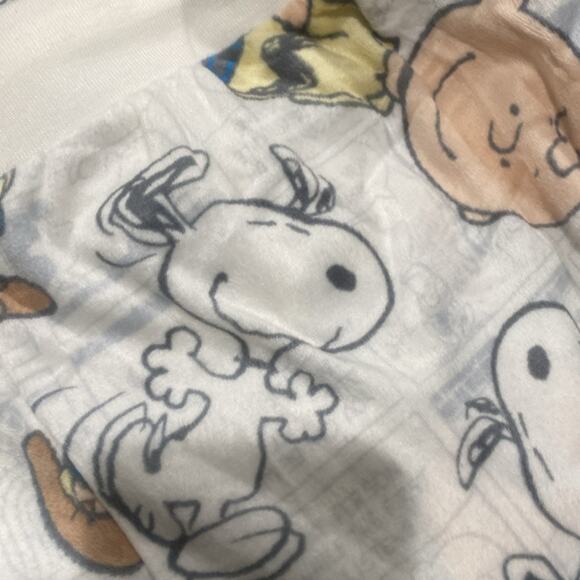 Peanuts Pajama Pants - Picture 6 of 7